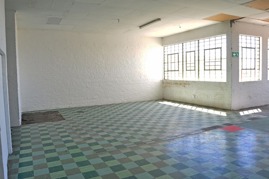 To Let commercial Property for Rent in Maitland Western Cape